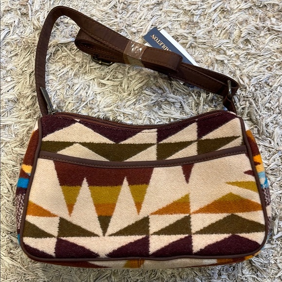Pendleton Brown Cream Crossbody Bag with Geometric Design - Picture 2 of 4
